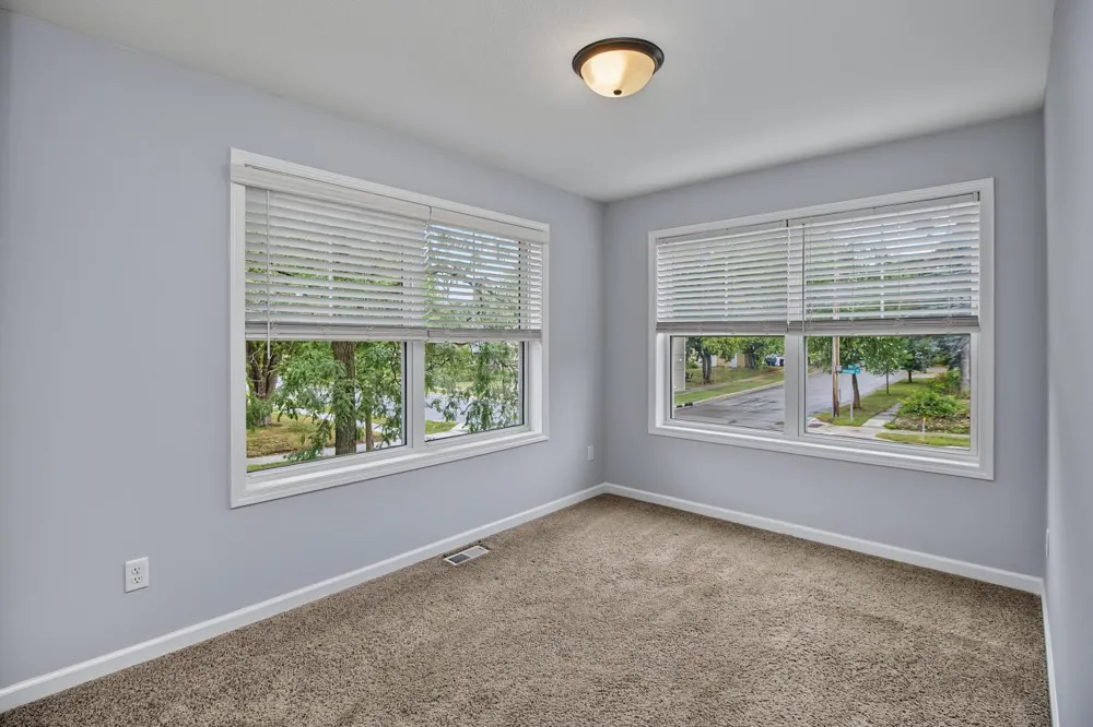 1662 Minnehaha Avenue E Saint Paul, MN 55106