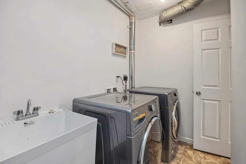 1662 Minnehaha Avenue E Saint Paul, MN 55106