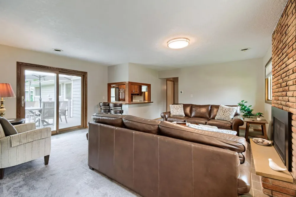 227 Dawn Avenue Shoreview, MN 55126