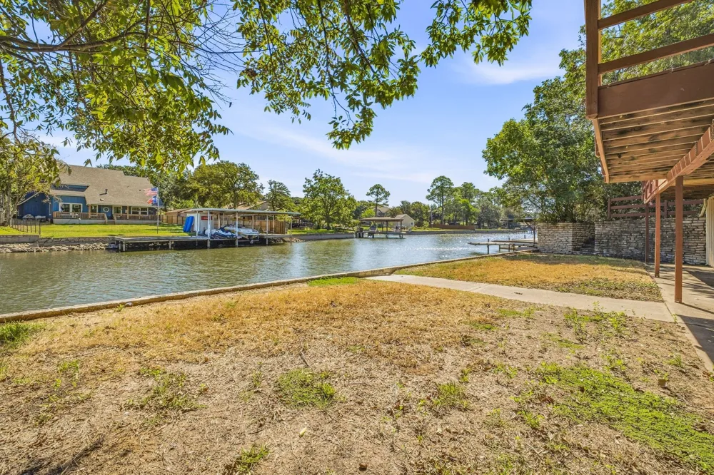 4017 Dakota Trail Granbury, TX 76048