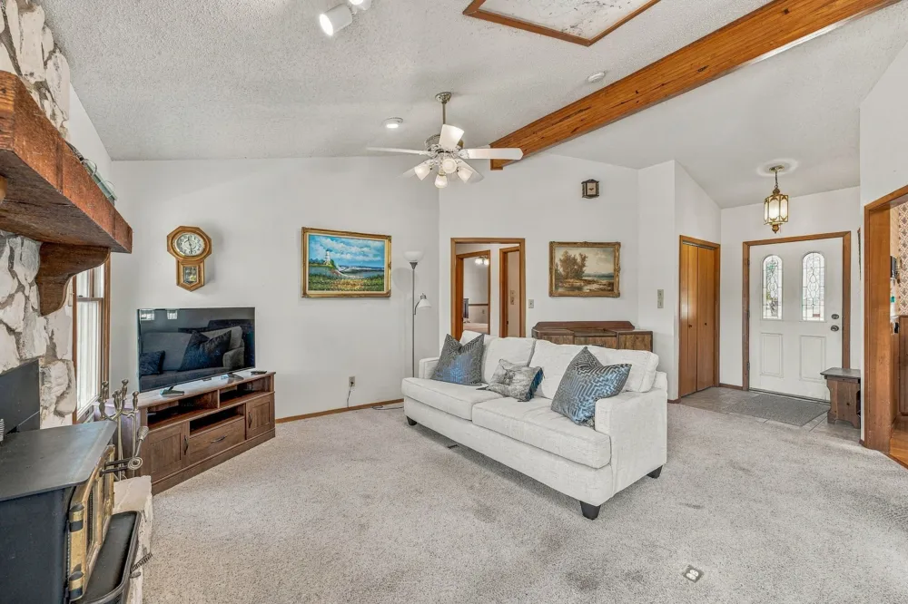 4017 Dakota Trail Granbury, TX 76048