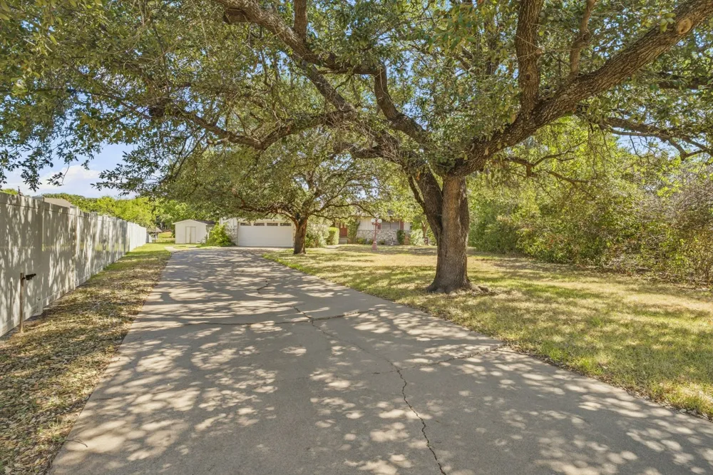 4017 Dakota Trail Granbury, TX 76048