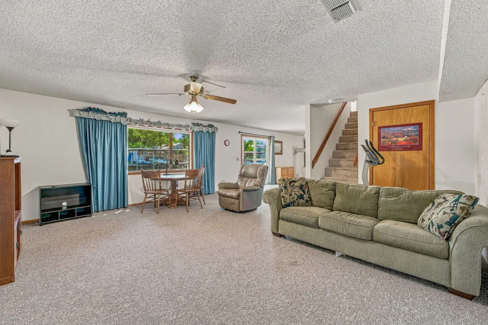 4017 Dakota Trail Granbury, TX 76048