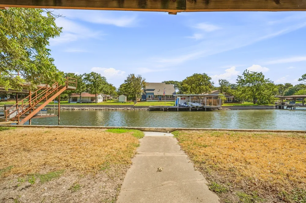 4017 Dakota Trail Granbury, TX 76048
