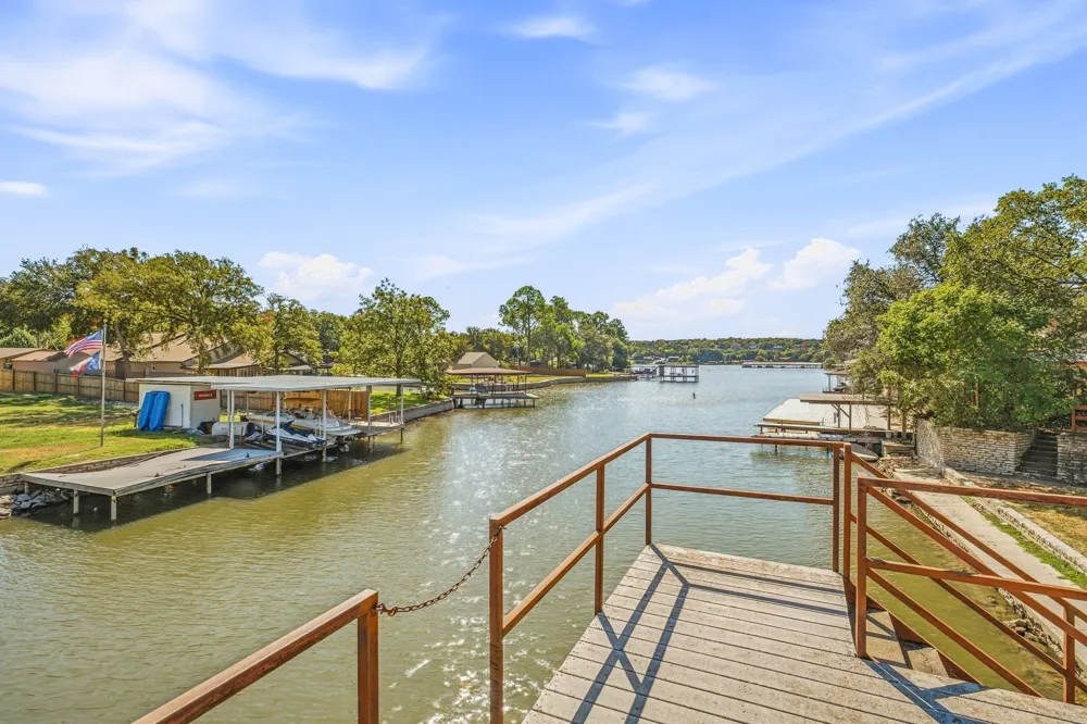4017 Dakota Trail Granbury, TX 76048