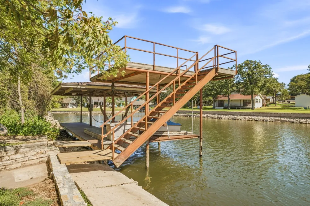 4017 Dakota Trail Granbury, TX 76048