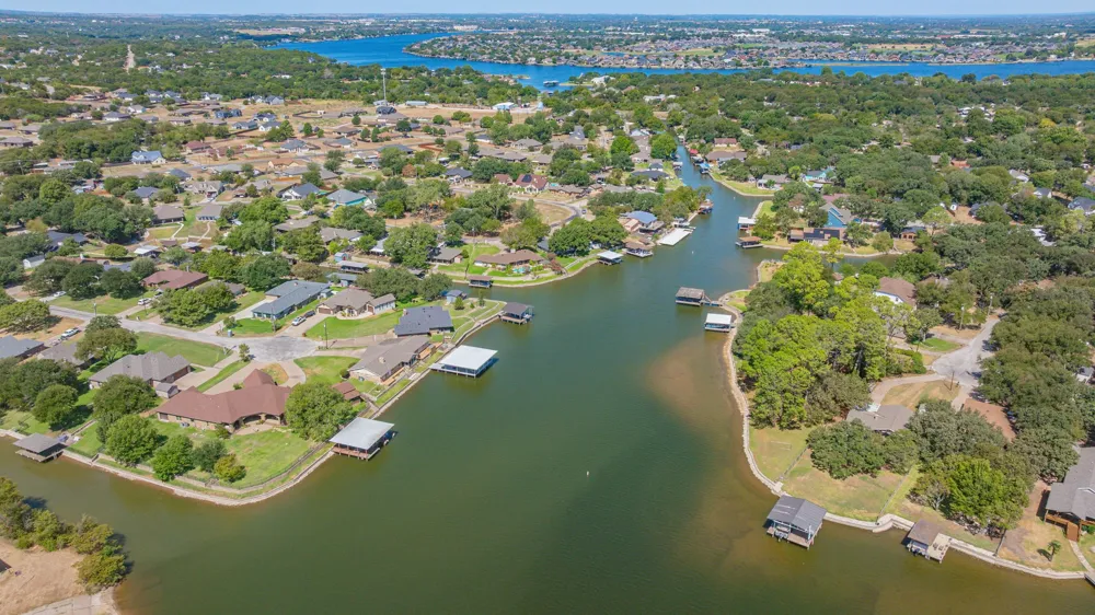 4017 Dakota Trail Granbury, TX 76048