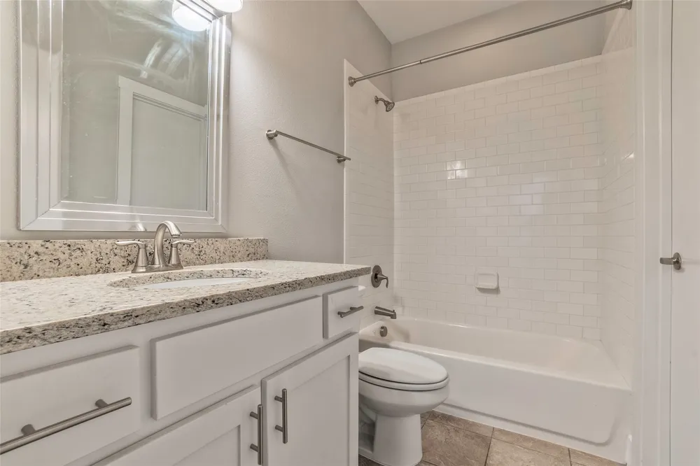 6051 Ross Avenue #110 Dallas, TX 75206