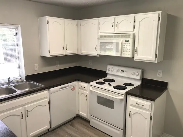 1601 Meridian Way Garland, TX 75040