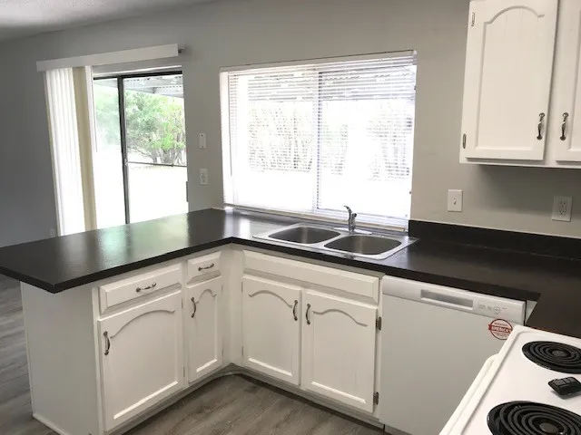 1601 Meridian Way Garland, TX 75040