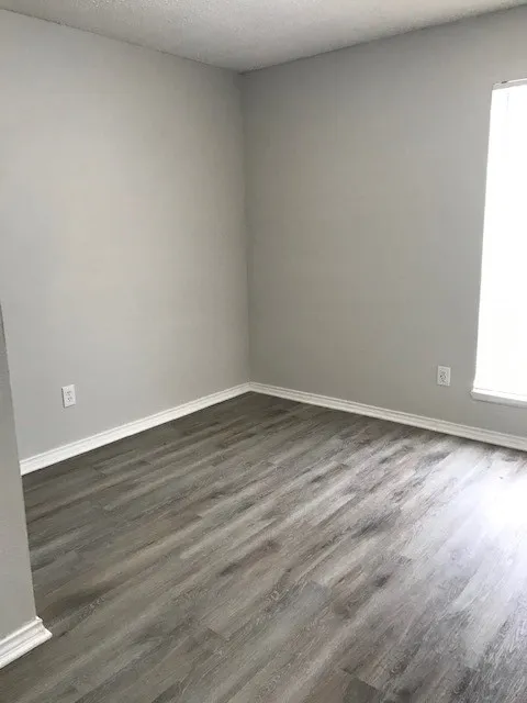 1601 Meridian Way Garland, TX 75040