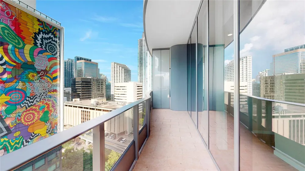 1000 Brickell Plaza #1812 Miami, FL 33131