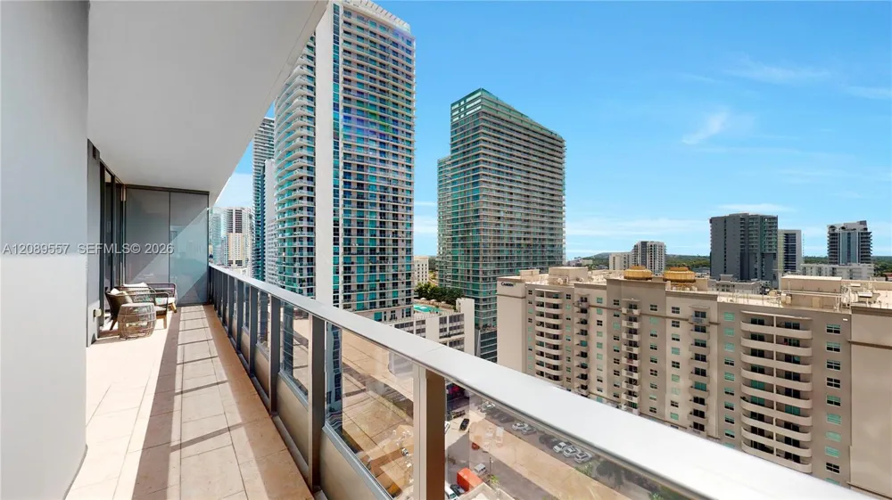 1000 Brickell Plaza #1812 Miami, FL 33131