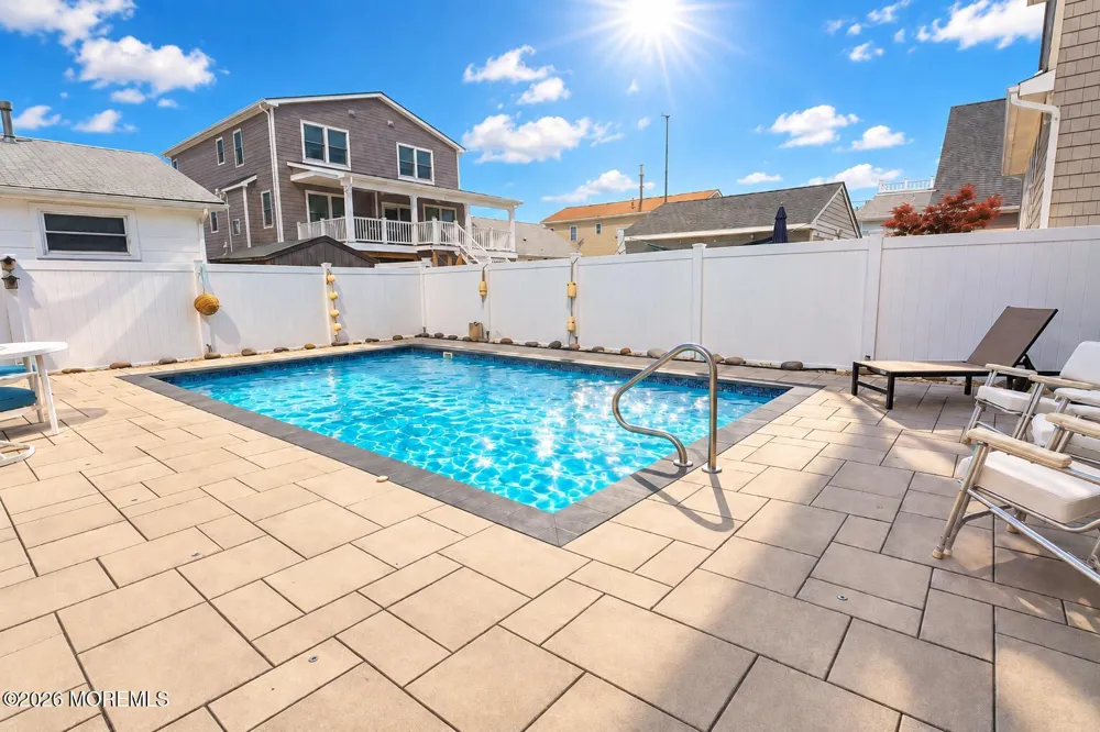 121 Camden Avenue Lavallette, NJ 08735