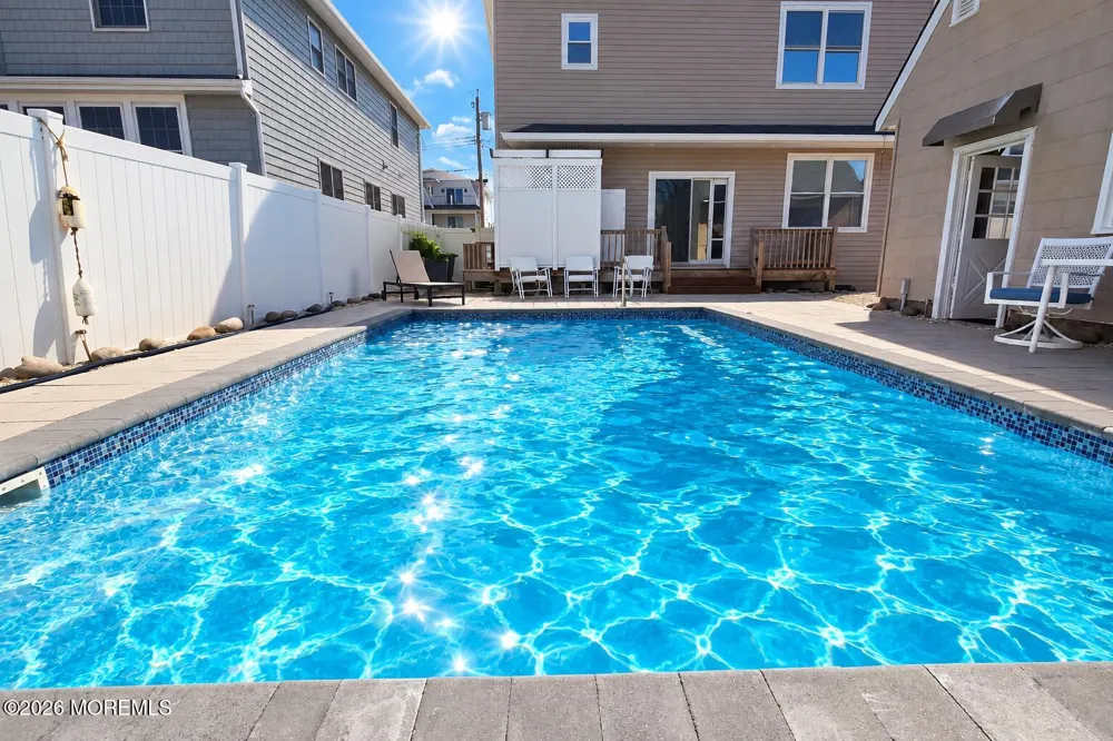 121 Camden Avenue Lavallette, NJ 08735