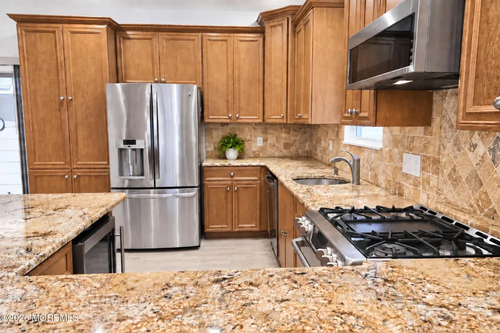 121 Camden Avenue Lavallette, NJ 08735