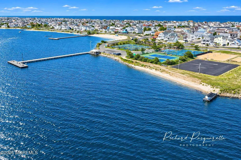 121 Camden Avenue Lavallette, NJ 08735