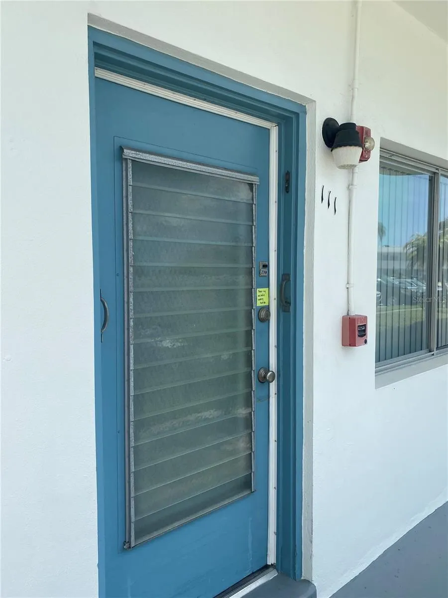 8455 112TH STREET #111 Seminole, FL 33772