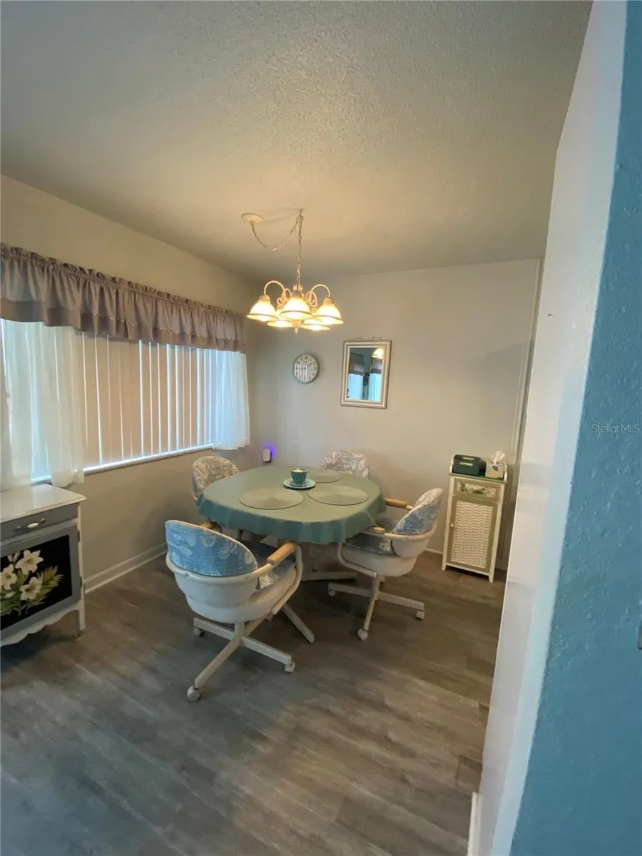 8455 112TH STREET #111 Seminole, FL 33772