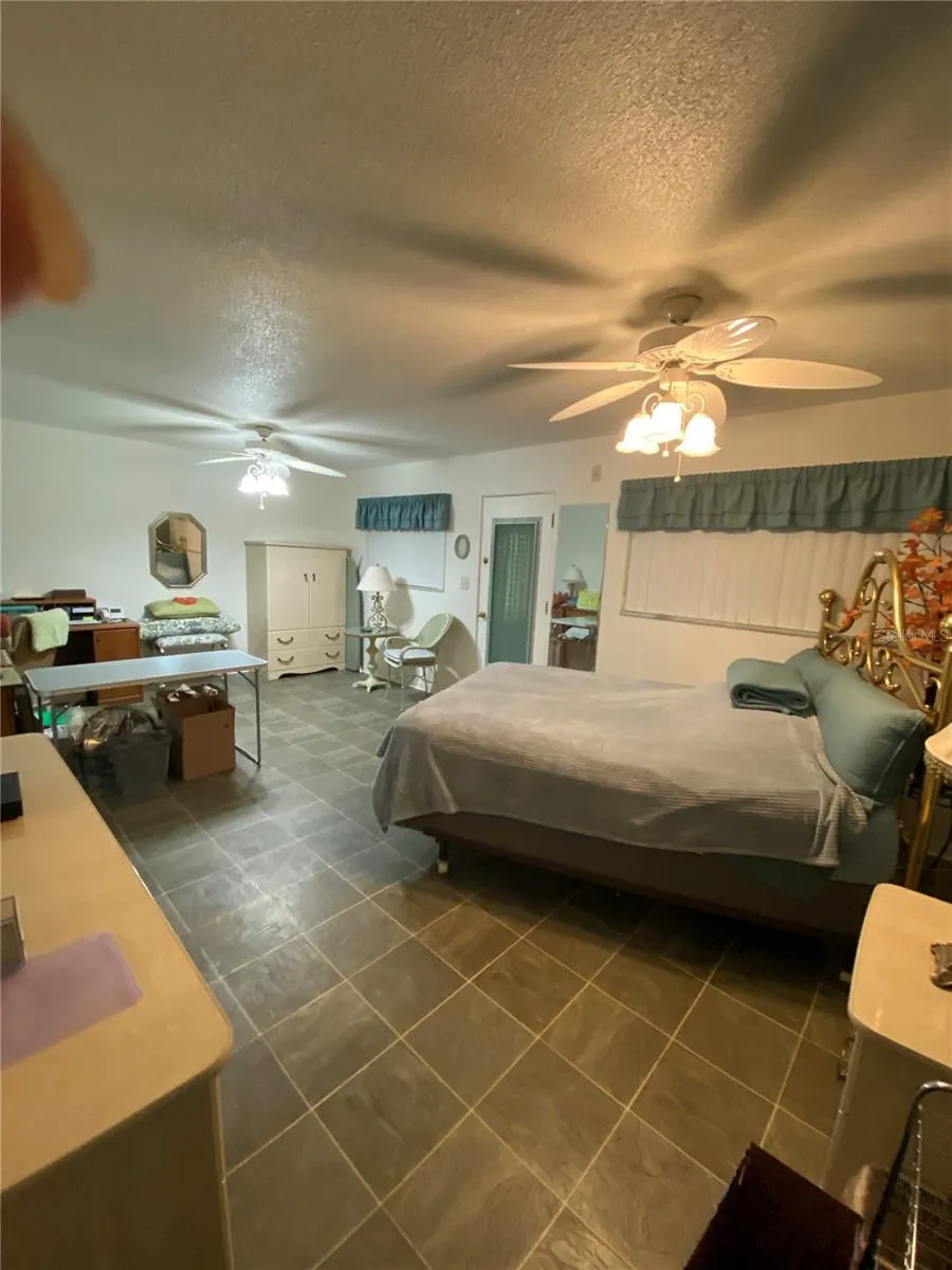 8455 112TH STREET #111 Seminole, FL 33772