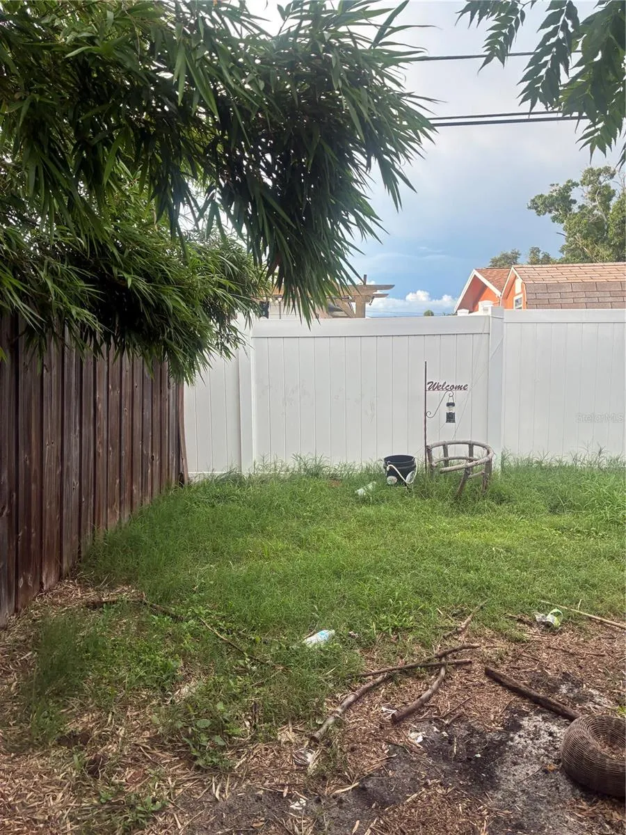 6665 10TH AVENUE St Petersburg, FL 33710