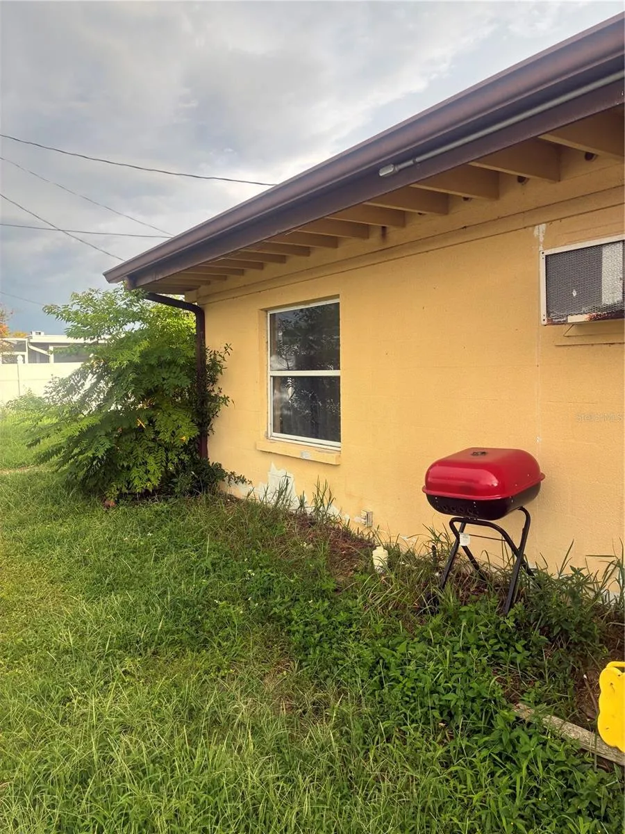 6665 10TH AVENUE St Petersburg, FL 33710