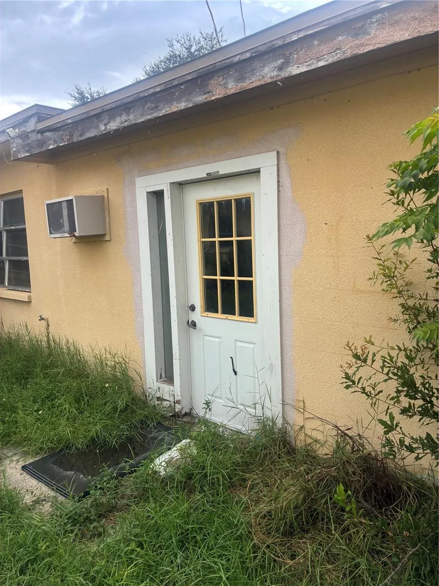 6665 10TH AVENUE St Petersburg, FL 33710