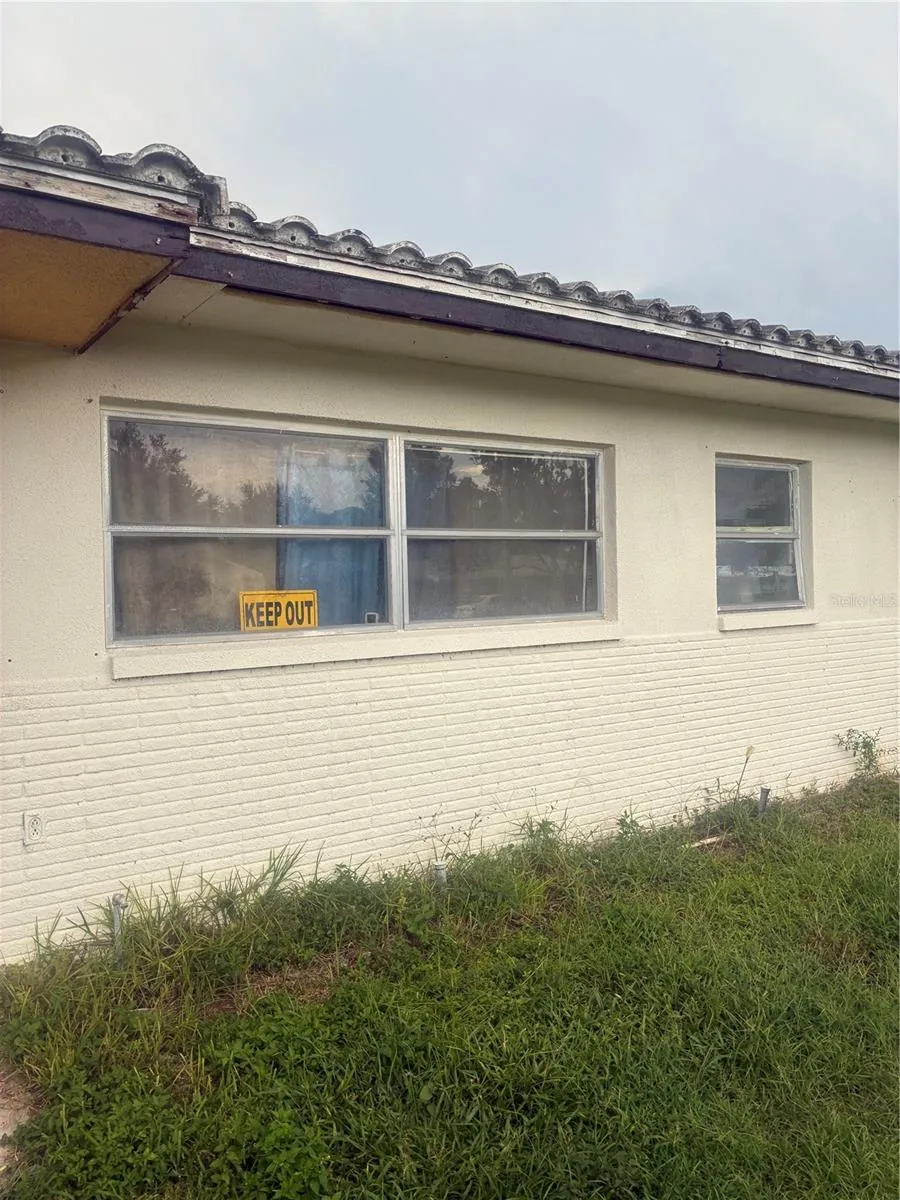 6665 10TH AVENUE St Petersburg, FL 33710