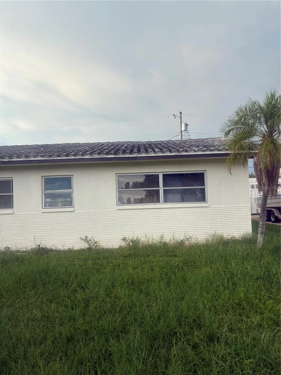 6665 10TH AVENUE St Petersburg, FL 33710