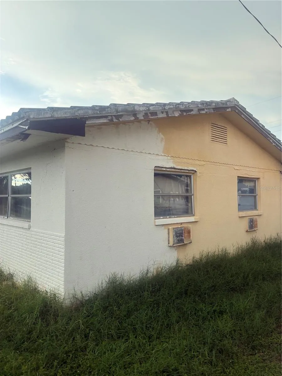 6665 10TH AVENUE St Petersburg, FL 33710