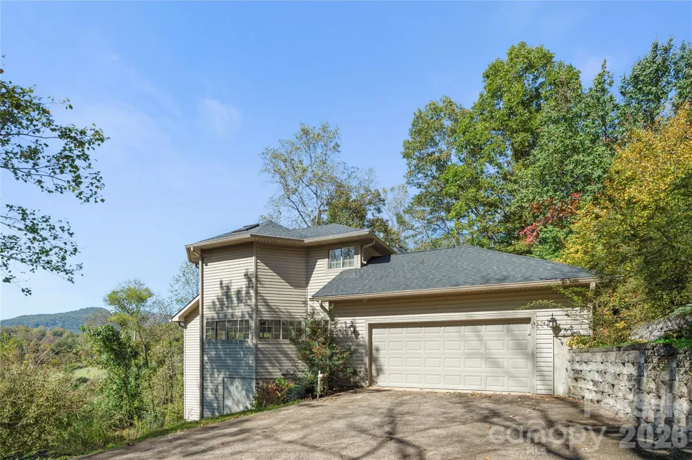 108 June Court Lake Lure, NC 28746