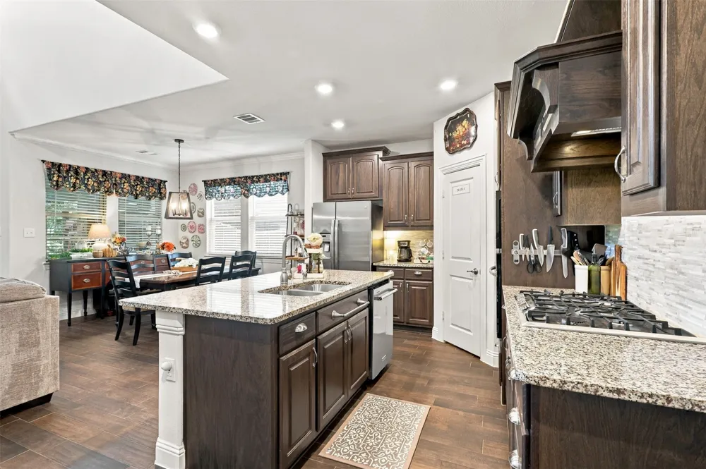10936 Calvert Place McKinney, TX 75071
