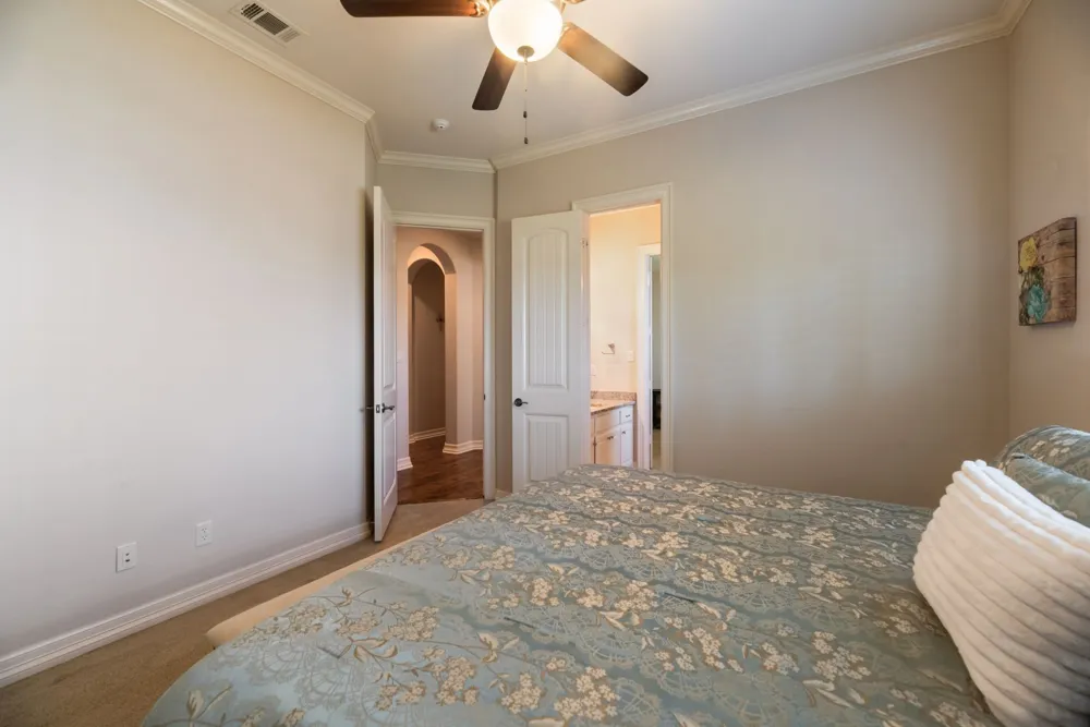 560 Clubhouse Drive Corsicana, TX 75109