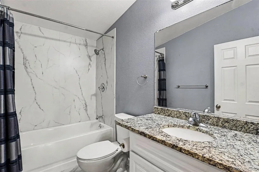 2301 Florence Street Aurora, CO 80010