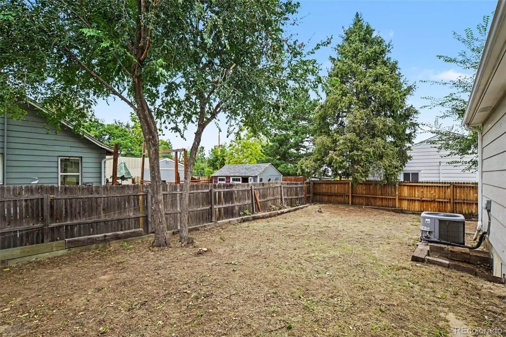 2301 Florence Street Aurora, CO 80010