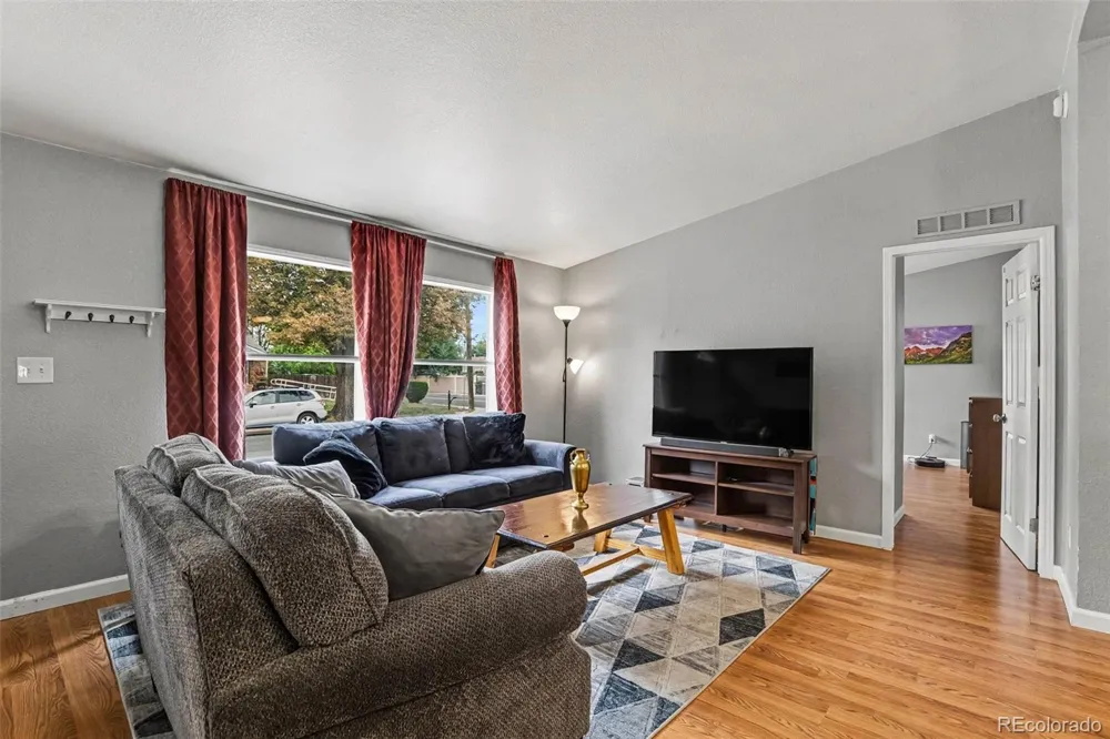 2301 Florence Street Aurora, CO 80010