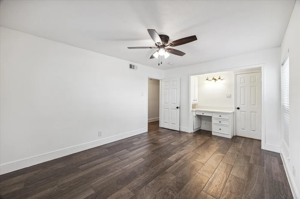 10010 Valley Forge Drive Houston, TX 77042