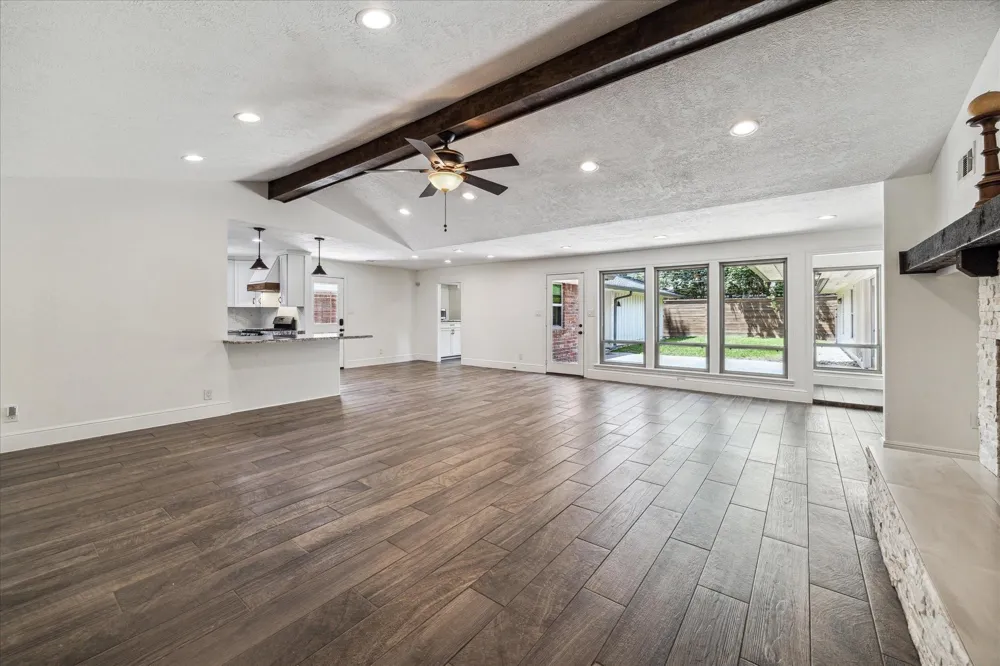 10010 Valley Forge Drive Houston, TX 77042