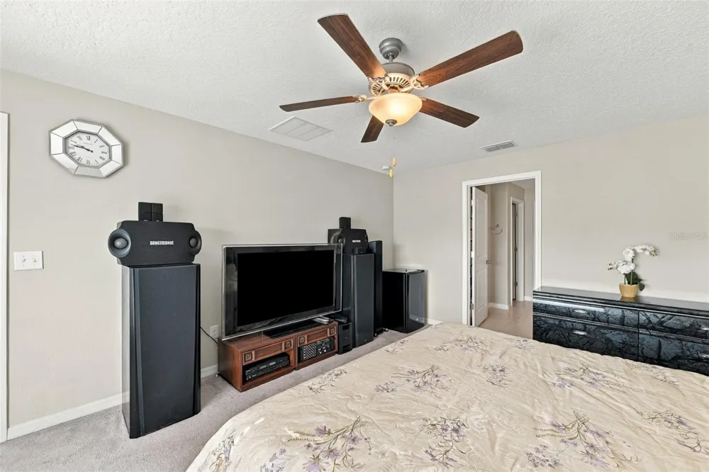 15540 PEACE RIVER PLACE Sun City Center, FL 33573