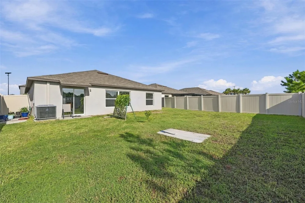 15540 PEACE RIVER PLACE Sun City Center, FL 33573
