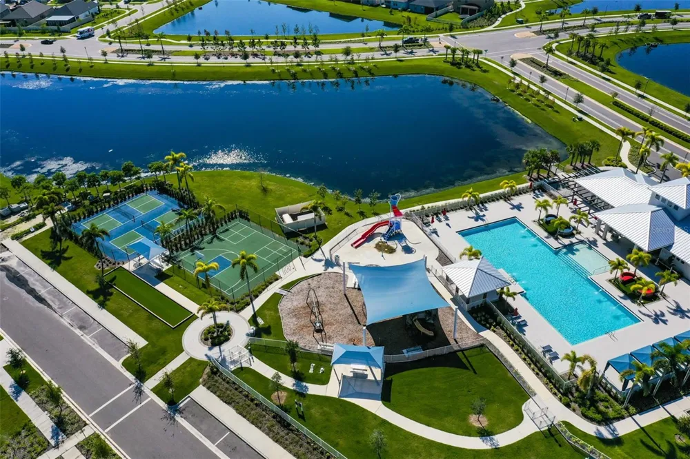 15540 PEACE RIVER PLACE Sun City Center, FL 33573