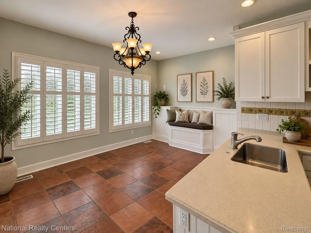 1937 Carsons Cove Commerce Charter Township, MI 48390