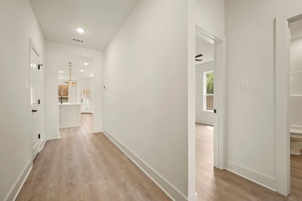 605 Mustang Trail Granbury, TX 76049