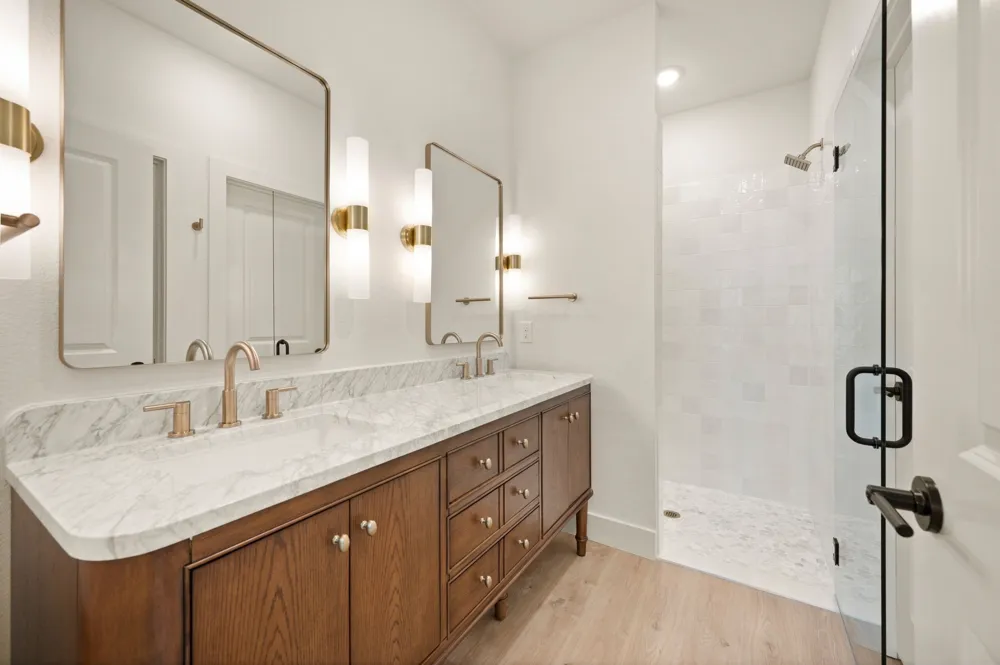 605 Mustang Trail Granbury, TX 76049