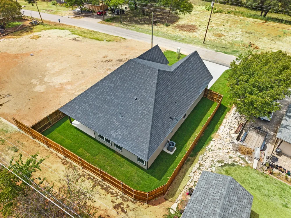 605 Mustang Trail Granbury, TX 76049