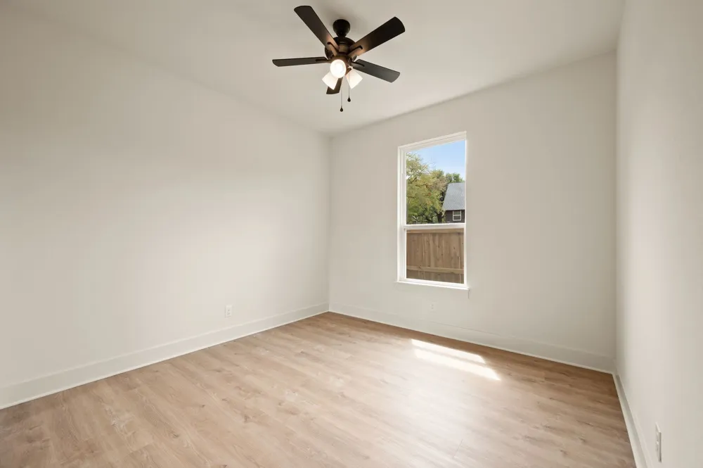605 Mustang Trail Granbury, TX 76049