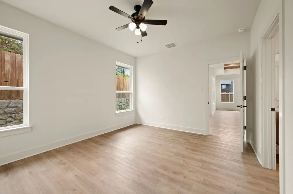 605 Mustang Trail Granbury, TX 76049