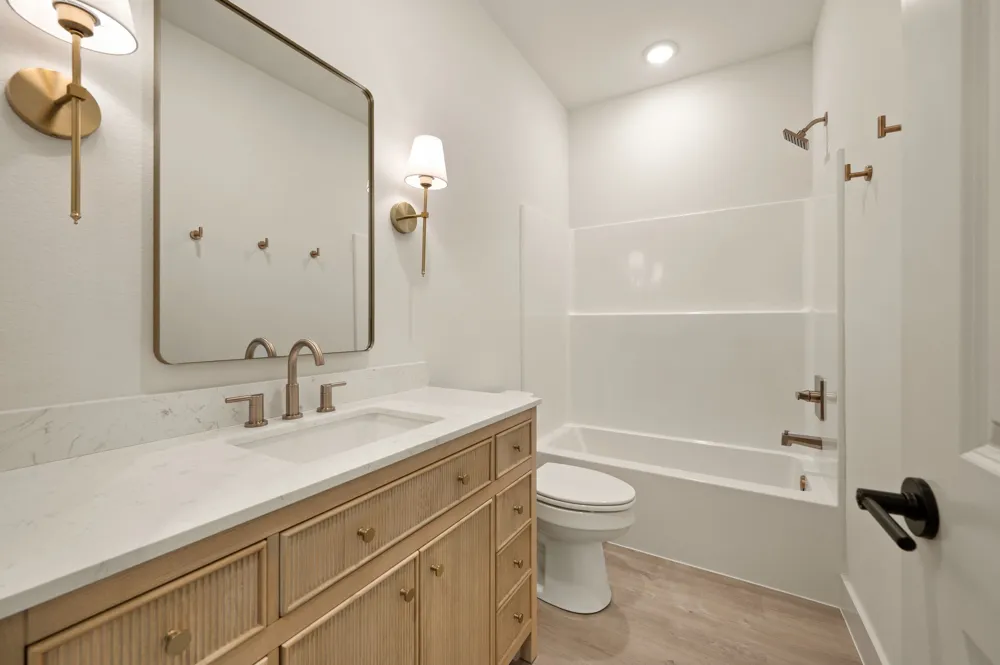 605 Mustang Trail Granbury, TX 76049