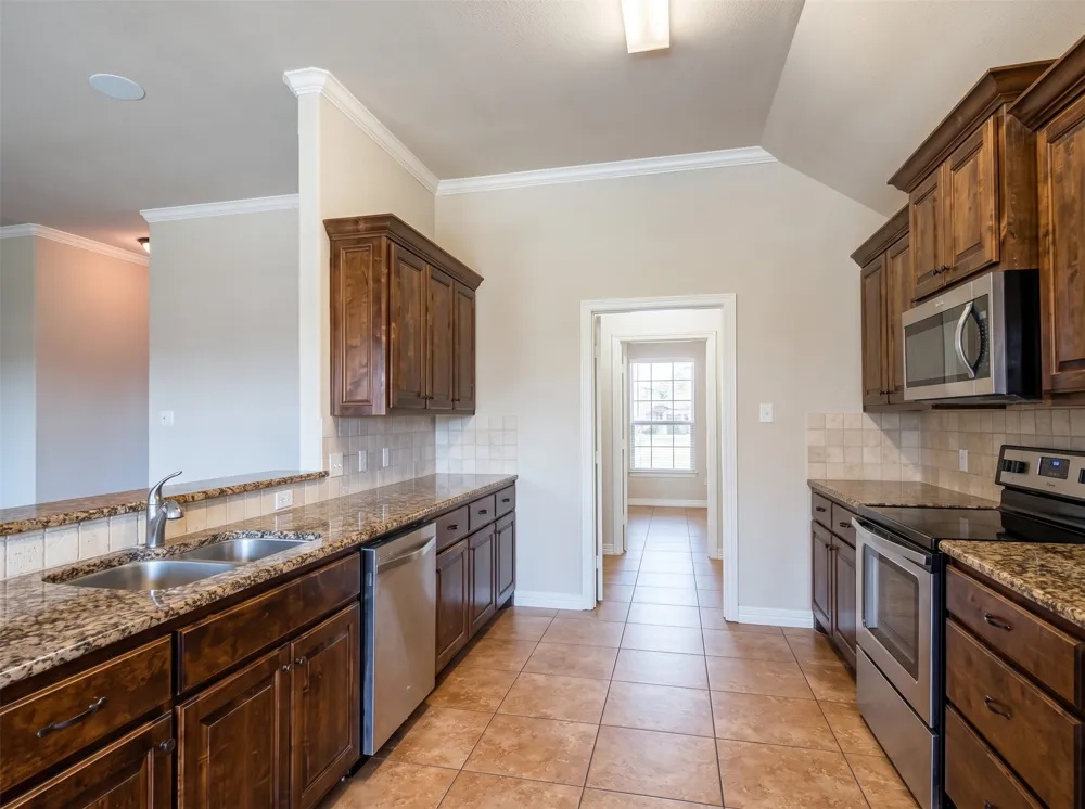 141 Shawnee Street Greenville, TX 75402