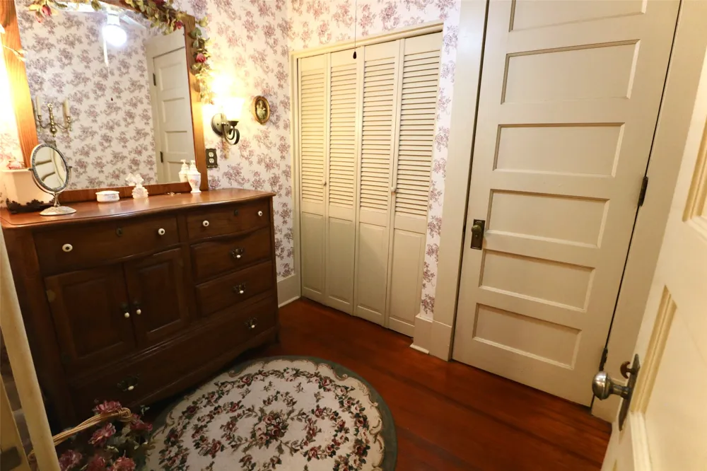 307 Honey Grove St Roxton, TX 75477